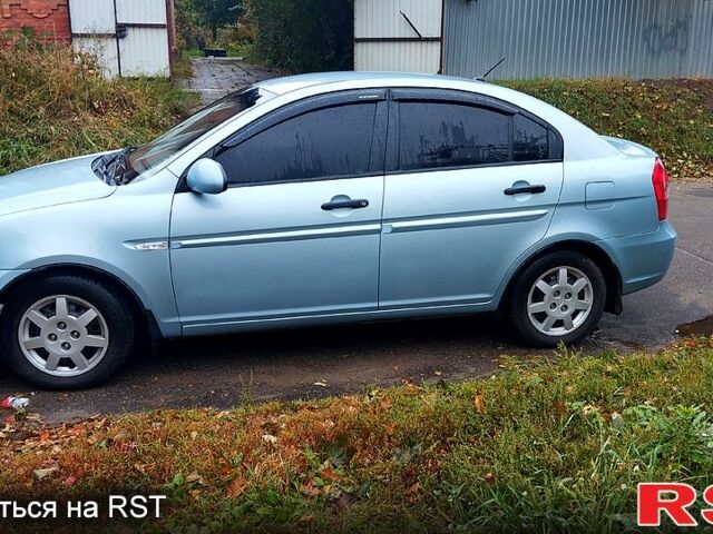 Синий Хендай Акцент, объемом двигателя 1.4 л и пробегом 197 тыс. км за 4200 $, фото 3 на Automoto.ua