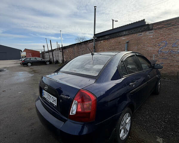 Синий Хендай Акцент, объемом двигателя 1.4 л и пробегом 200 тыс. км за 1500 $, фото 2 на Automoto.ua