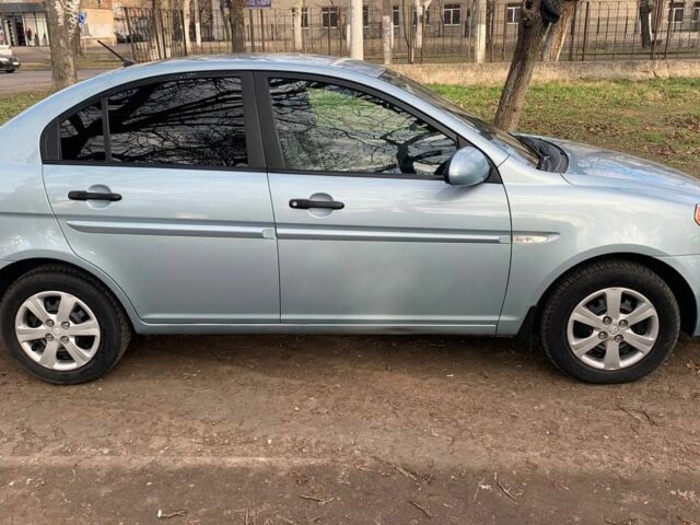 Синий Хендай Акцент, объемом двигателя 1.4 л и пробегом 195 тыс. км за 5100 $, фото 3 на Automoto.ua