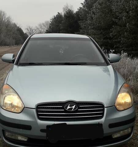 Синий Хендай Акцент, объемом двигателя 1.4 л и пробегом 247 тыс. км за 4500 $, фото 4 на Automoto.ua