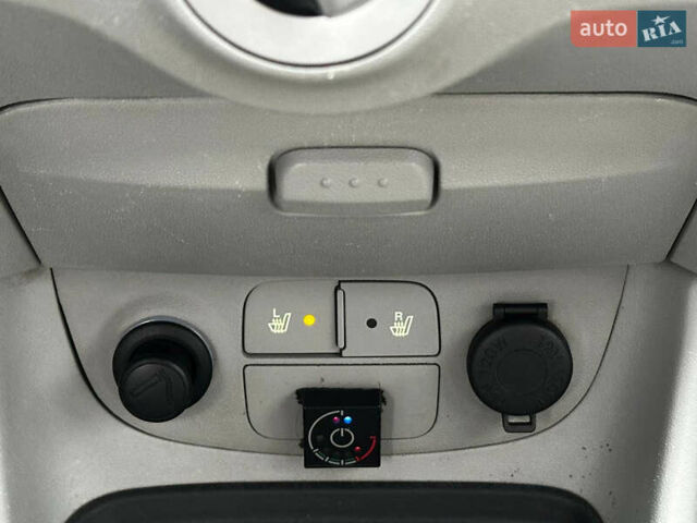 Синій Хендай Акцент, об'ємом двигуна 1.4 л та пробігом 102 тис. км за 4999 $, фото 13 на Automoto.ua