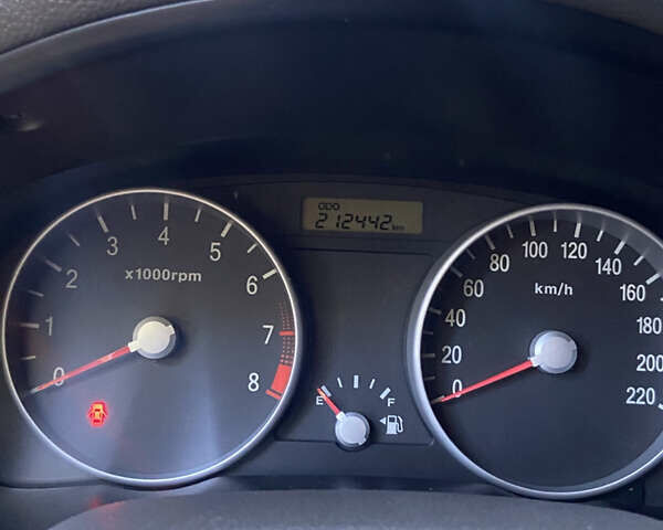 Синий Хендай Акцент, объемом двигателя 1.4 л и пробегом 212 тыс. км за 5500 $, фото 9 на Automoto.ua