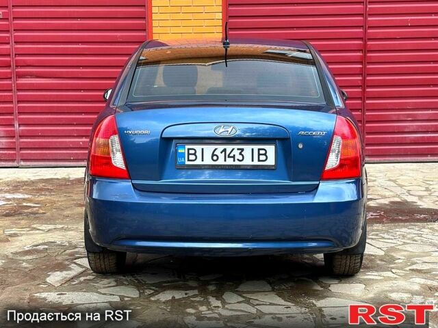 Синий Хендай Акцент, объемом двигателя 1.4 л и пробегом 144 тыс. км за 4950 $, фото 4 на Automoto.ua
