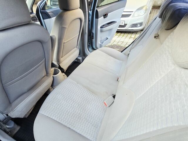 Синий Хендай Акцент, объемом двигателя 1.5 л и пробегом 185 тыс. км за 4650 $, фото 19 на Automoto.ua