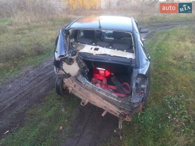 Синій Хендай Акцент, об'ємом двигуна 1.6 л та пробігом 205 тис. км за 1150 $, фото 4 на Automoto.ua