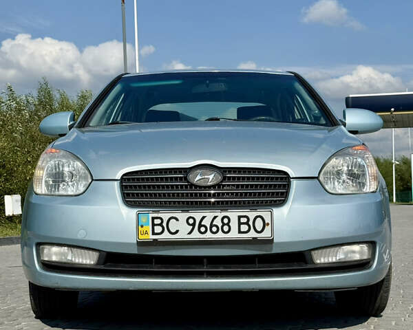 Синій Хендай Акцент, об'ємом двигуна 1.4 л та пробігом 168 тис. км за 4600 $, фото 1 на Automoto.ua