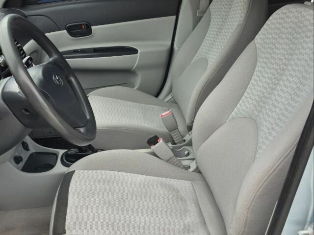 Синій Хендай Акцент, об'ємом двигуна 1.4 л та пробігом 201 тис. км за 4800 $, фото 4 на Automoto.ua