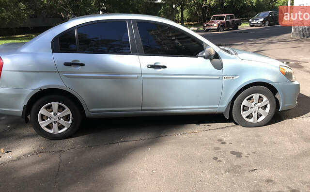 Синий Хендай Акцент, объемом двигателя 1.4 л и пробегом 290 тыс. км за 4300 $, фото 9 на Automoto.ua