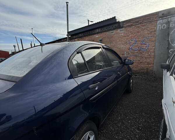 Синий Хендай Акцент, объемом двигателя 1.4 л и пробегом 200 тыс. км за 1500 $, фото 3 на Automoto.ua