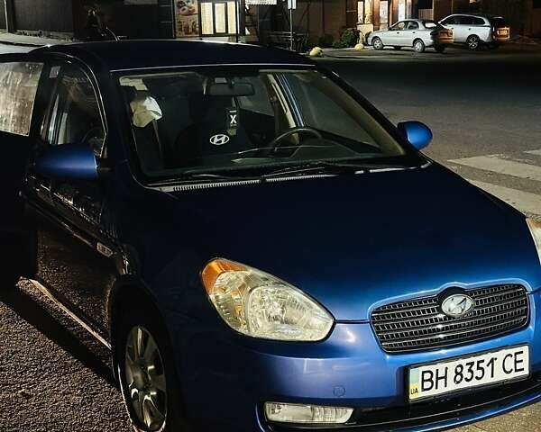 Синий Хендай Акцент, объемом двигателя 1.6 л и пробегом 78 тыс. км за 7700 $, фото 1 на Automoto.ua