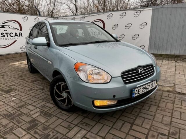 Синій Хендай Акцент, об'ємом двигуна 1.4 л та пробігом 192 тис. км за 4999 $, фото 1 на Automoto.ua