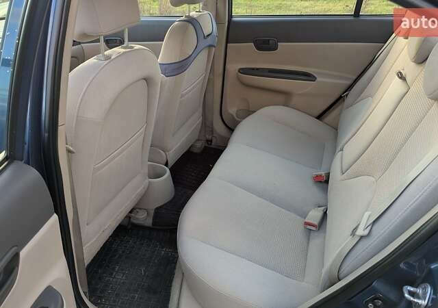 Синій Хендай Акцент, об'ємом двигуна 1.6 л та пробігом 276 тис. км за 4700 $, фото 5 на Automoto.ua