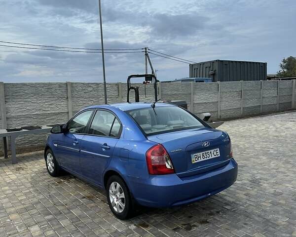 Синий Хендай Акцент, объемом двигателя 1.6 л и пробегом 78 тыс. км за 7700 $, фото 2 на Automoto.ua