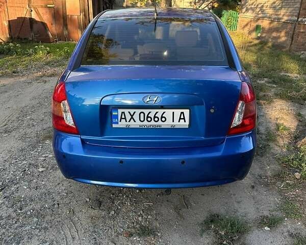 Синий Хендай Акцент, объемом двигателя 1.4 л и пробегом 193 тыс. км за 4500 $, фото 7 на Automoto.ua