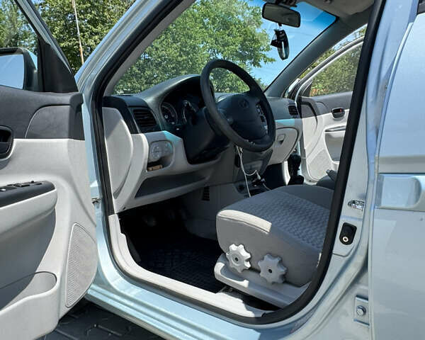 Синій Хендай Акцент, об'ємом двигуна 1.4 л та пробігом 94 тис. км за 5130 $, фото 9 на Automoto.ua