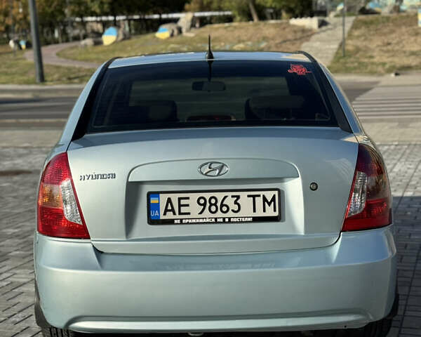 Синій Хендай Акцент, об'ємом двигуна 1.5 л та пробігом 332 тис. км за 4100 $, фото 3 на Automoto.ua