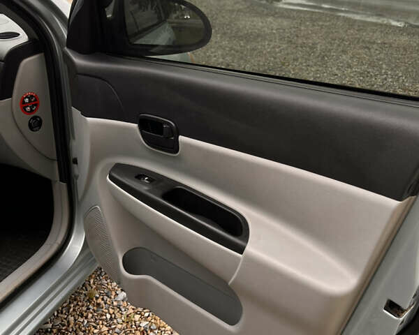 Синий Хендай Акцент, объемом двигателя 1.4 л и пробегом 183 тыс. км за 4850 $, фото 32 на Automoto.ua