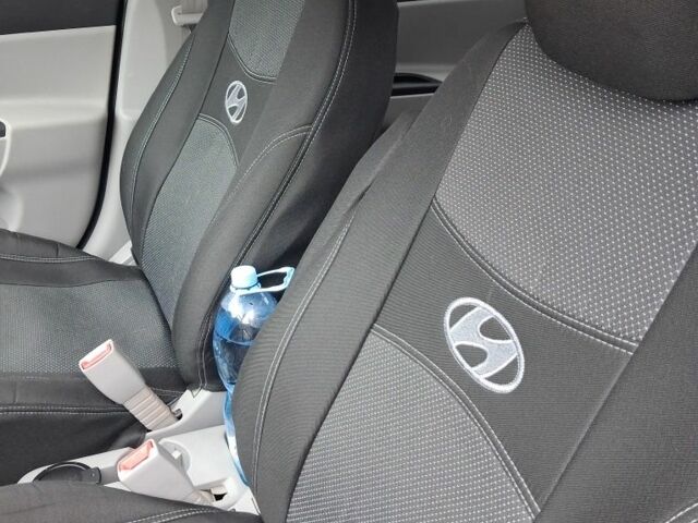 Синий Хендай Акцент, объемом двигателя 1.4 л и пробегом 56 тыс. км за 7700 $, фото 5 на Automoto.ua