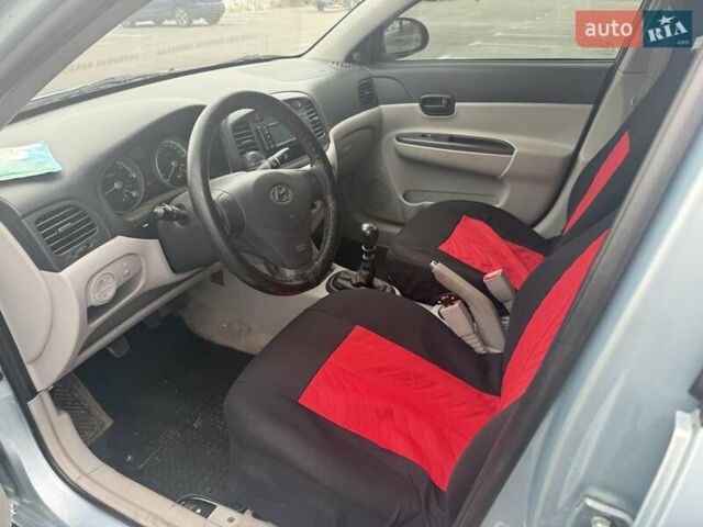 Синій Хендай Акцент, об'ємом двигуна 1.49 л та пробігом 133 тис. км за 5300 $, фото 13 на Automoto.ua