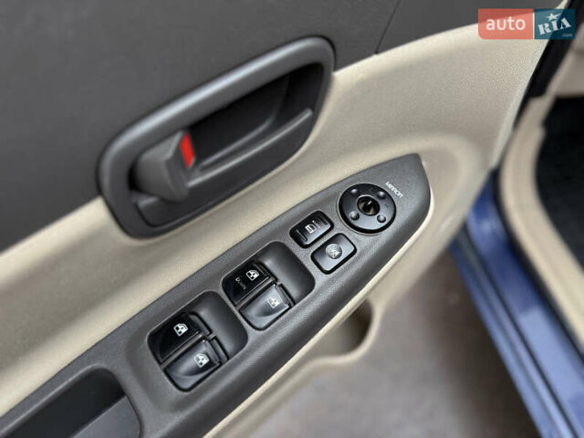 Синий Хендай Акцент, объемом двигателя 1.4 л и пробегом 132 тыс. км за 5900 $, фото 41 на Automoto.ua