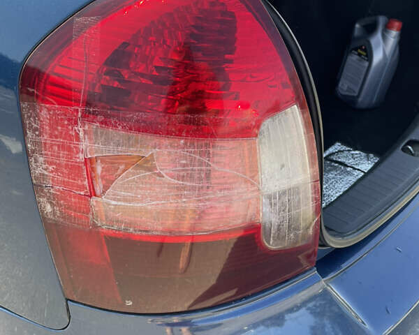 Синій Хендай Акцент, об'ємом двигуна 1.6 л та пробігом 196 тис. км за 5100 $, фото 17 на Automoto.ua