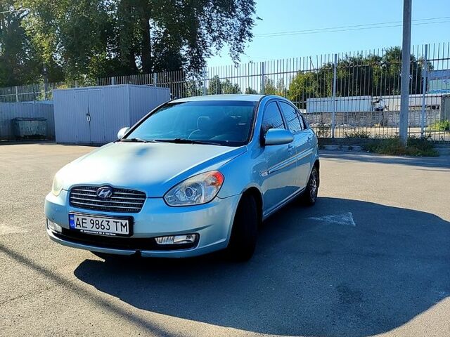 Синій Хендай Акцент, об'ємом двигуна 1.5 л та пробігом 300 тис. км за 5500 $, фото 1 на Automoto.ua