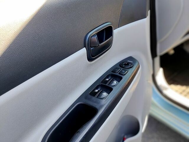 Синій Хендай Акцент, об'ємом двигуна 1.5 л та пробігом 300 тис. км за 5500 $, фото 6 на Automoto.ua