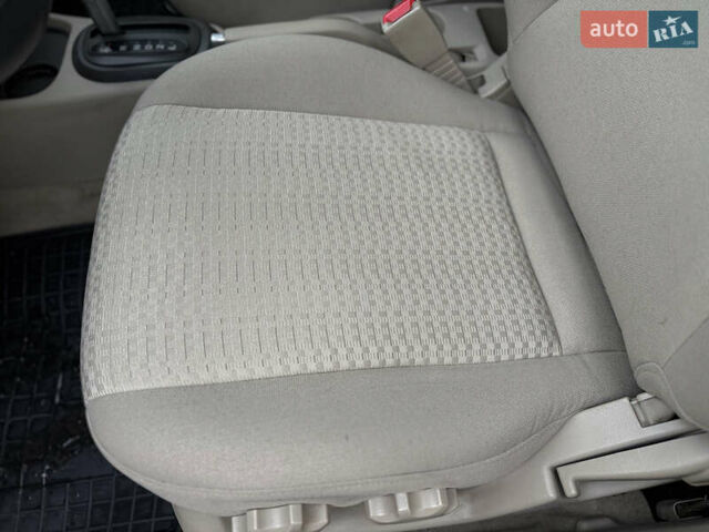 Синий Хендай Акцент, объемом двигателя 1.4 л и пробегом 132 тыс. км за 5900 $, фото 44 на Automoto.ua