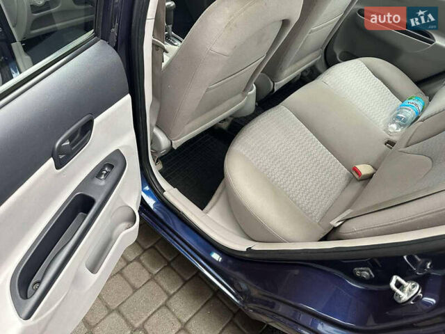 Синий Хендай Акцент, объемом двигателя 1.6 л и пробегом 159 тыс. км за 4600 $, фото 2 на Automoto.ua
