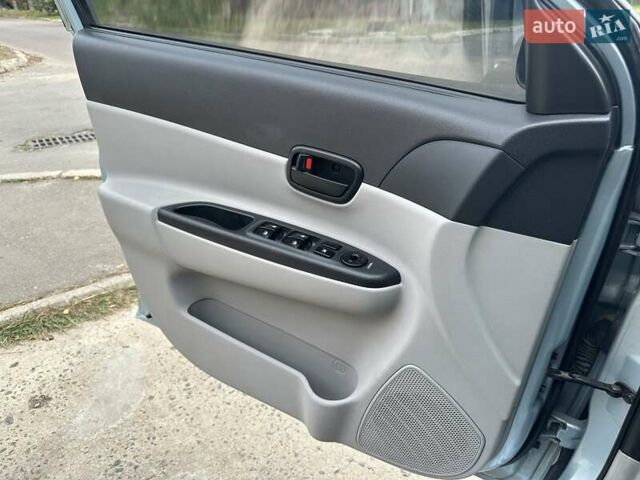 Синий Хендай Акцент, объемом двигателя 1.4 л и пробегом 180 тыс. км за 6200 $, фото 51 на Automoto.ua