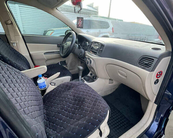 Синий Хендай Акцент, объемом двигателя 1.4 л и пробегом 210 тыс. км за 4600 $, фото 15 на Automoto.ua