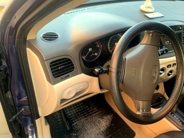 Синий Хендай Акцент, объемом двигателя 0 л и пробегом 250 тыс. км за 5800 $, фото 1 на Automoto.ua