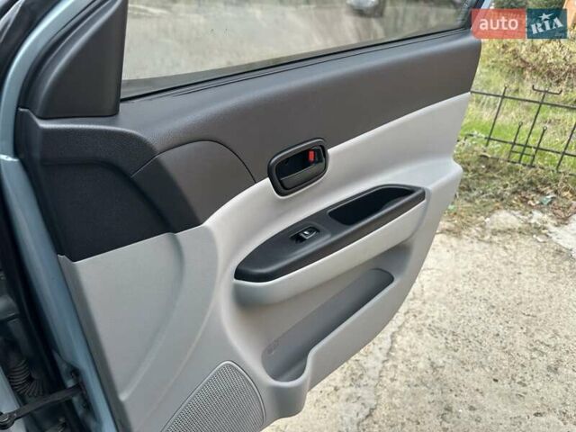 Синій Хендай Акцент, об'ємом двигуна 1.4 л та пробігом 201 тис. км за 5999 $, фото 80 на Automoto.ua