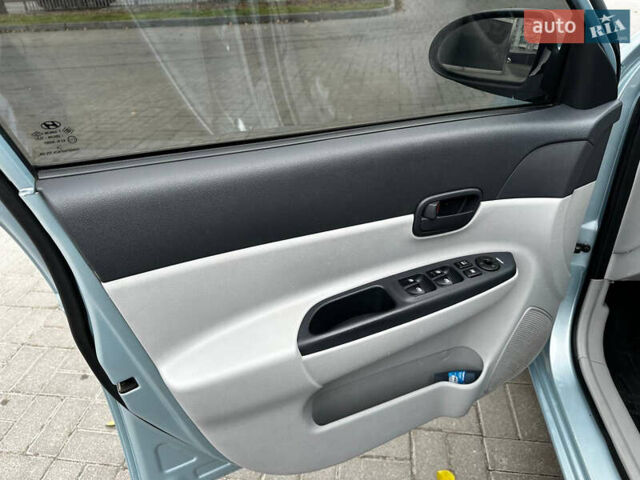 Синій Хендай Акцент, об'ємом двигуна 1.4 л та пробігом 102 тис. км за 4999 $, фото 20 на Automoto.ua