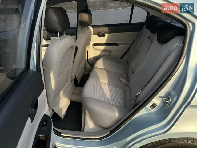 Синий Хендай Акцент, объемом двигателя 1.4 л и пробегом 315 тыс. км за 3599 $, фото 11 на Automoto.ua