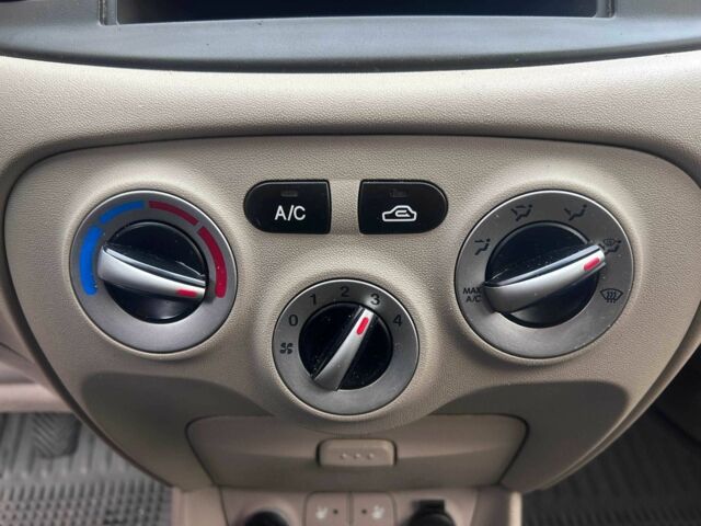 Синій Хендай Акцент, об'ємом двигуна 1.4 л та пробігом 206 тис. км за 4990 $, фото 19 на Automoto.ua