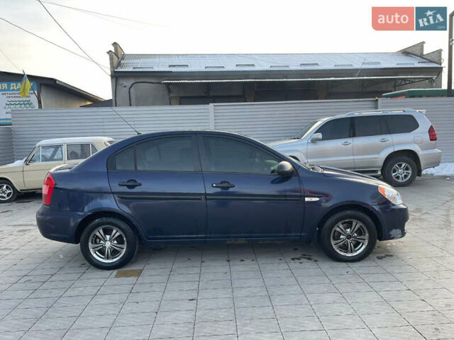 Синий Хендай Акцент, объемом двигателя 1.4 л и пробегом 210 тыс. км за 4600 $, фото 2 на Automoto.ua