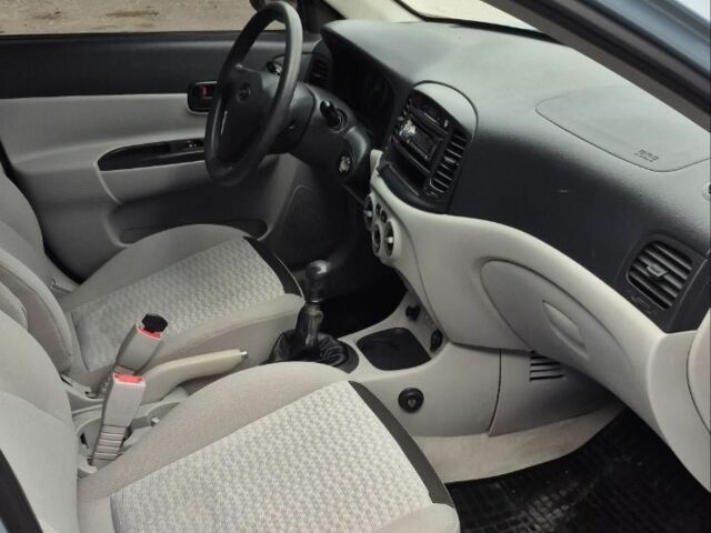 Синій Хендай Акцент, об'ємом двигуна 1.4 л та пробігом 201 тис. км за 4800 $, фото 10 на Automoto.ua