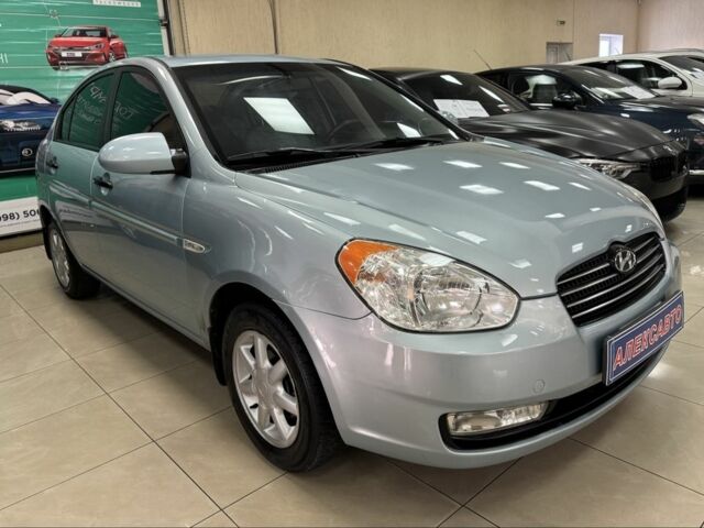 Синий Хендай Акцент, объемом двигателя 1.4 л и пробегом 168 тыс. км за 6200 $, фото 4 на Automoto.ua