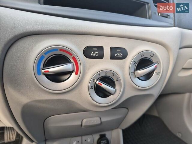 Синий Хендай Акцент, объемом двигателя 1.4 л и пробегом 57 тыс. км за 6550 $, фото 40 на Automoto.ua