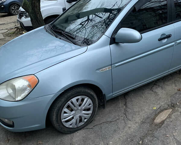 Синий Хендай Акцент, объемом двигателя 1.4 л и пробегом 187 тыс. км за 5700 $, фото 1 на Automoto.ua