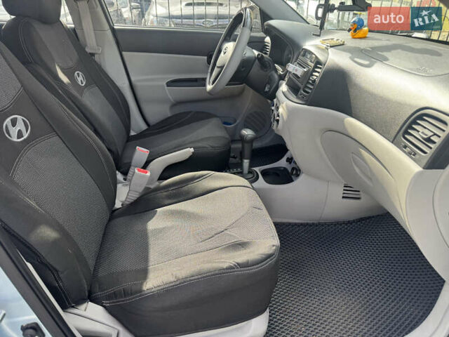 Синій Хендай Акцент, об'ємом двигуна 1.4 л та пробігом 56 тис. км за 7700 $, фото 22 на Automoto.ua