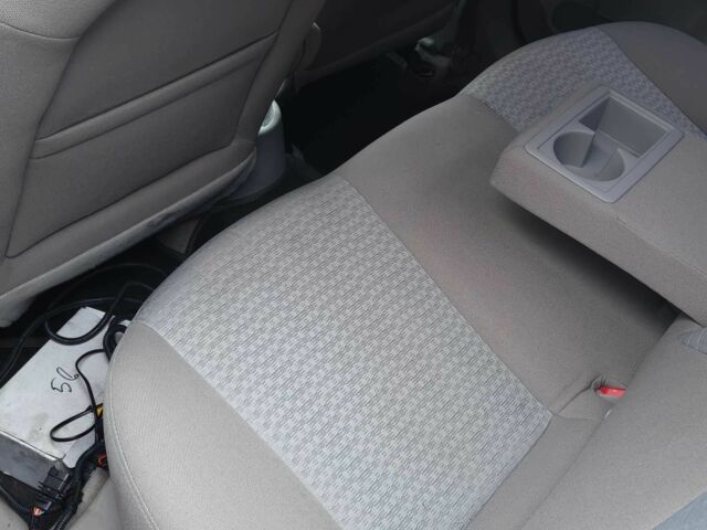 Синий Хендай Акцент, объемом двигателя 1.4 л и пробегом 113 тыс. км за 2400 $, фото 13 на Automoto.ua