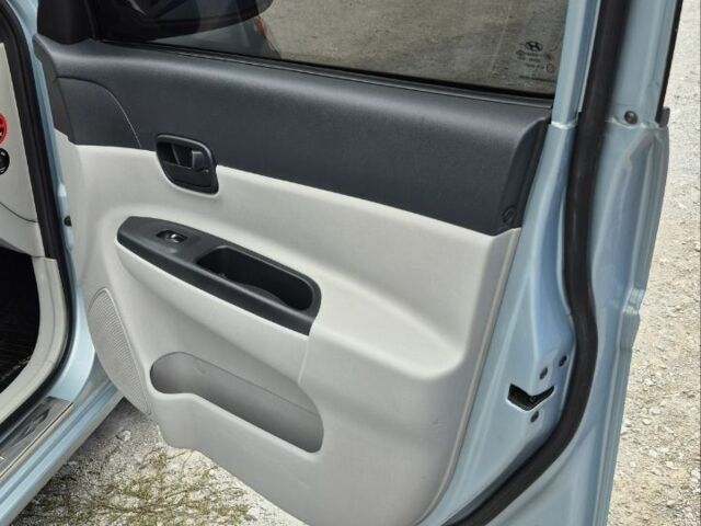 Синій Хендай Акцент, об'ємом двигуна 1.4 л та пробігом 201 тис. км за 4800 $, фото 13 на Automoto.ua