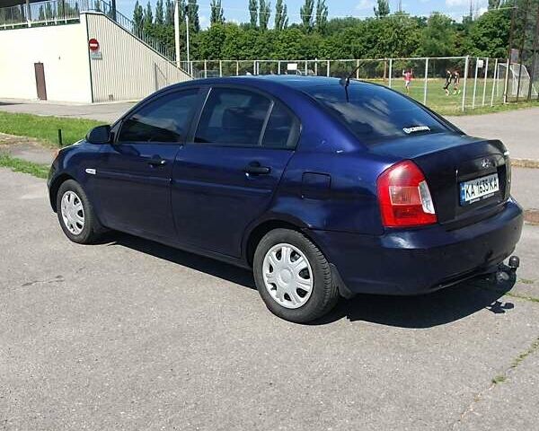 Синий Хендай Акцент, объемом двигателя 1.5 л и пробегом 230 тыс. км за 4490 $, фото 2 на Automoto.ua