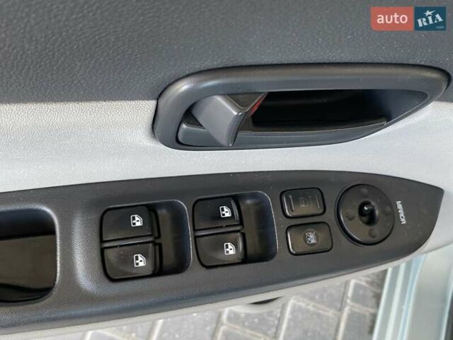 Синій Хендай Акцент, об'ємом двигуна 1.4 л та пробігом 198 тис. км за 5900 $, фото 32 на Automoto.ua