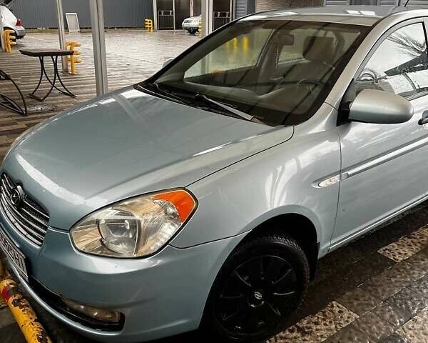 Синий Хендай Акцент, объемом двигателя 1.5 л и пробегом 304 тыс. км за 3650 $, фото 13 на Automoto.ua