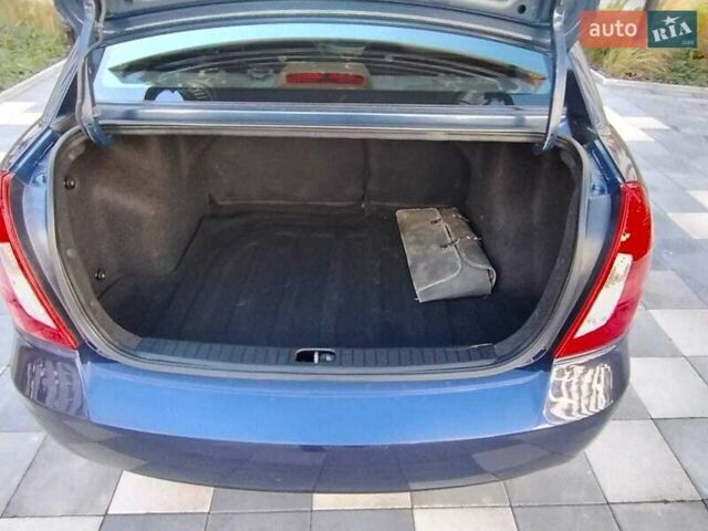 Синий Хендай Акцент, объемом двигателя 1.4 л и пробегом 110 тыс. км за 5400 $, фото 9 на Automoto.ua