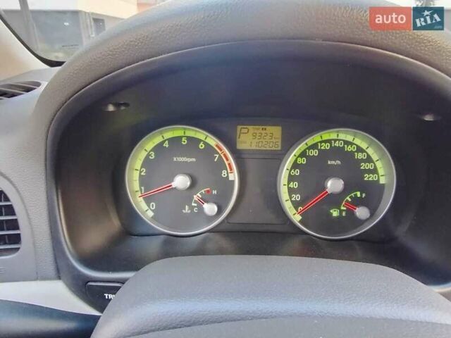Синий Хендай Акцент, объемом двигателя 1.4 л и пробегом 110 тыс. км за 5400 $, фото 13 на Automoto.ua
