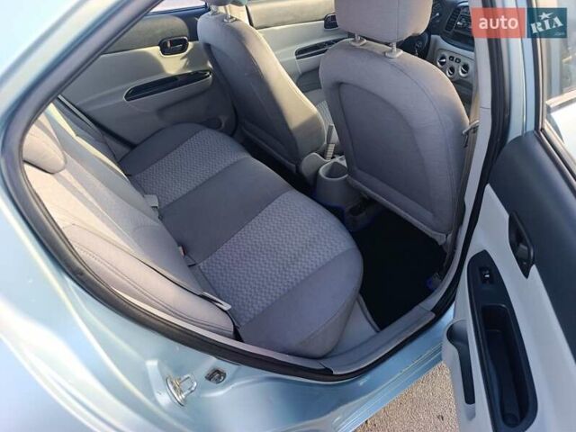 Синій Хендай Акцент, об'ємом двигуна 1.4 л та пробігом 215 тис. км за 4700 $, фото 7 на Automoto.ua